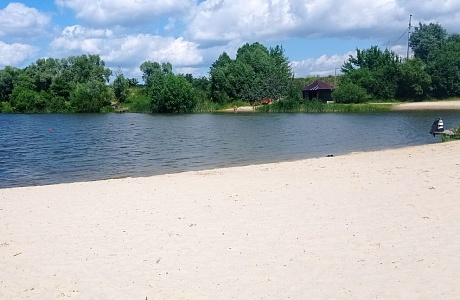 Водолазы провели обследование дна на "Русеевском" пляже